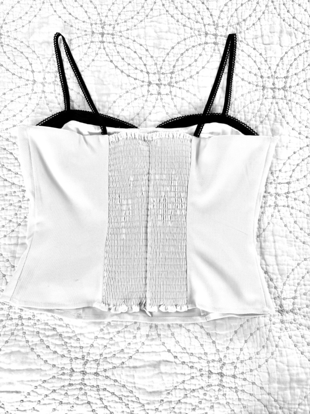 Reformation Melanie Top. Color White with Black trim.  Size 6 - Picture 4 of 5